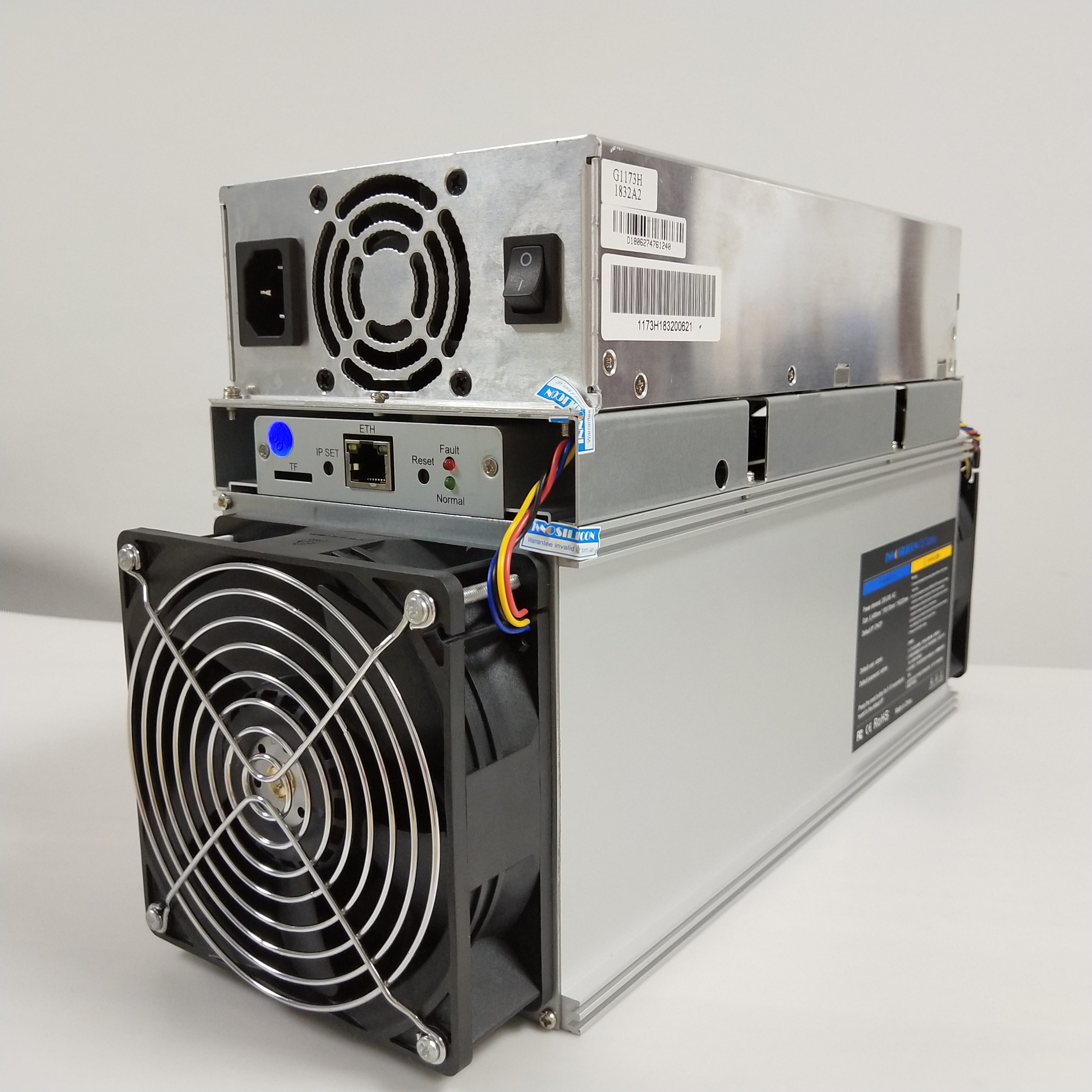 Used Second hand good condition Sichuan Innosilicon bitcoin blockchain miner btc miner T2T 32T
