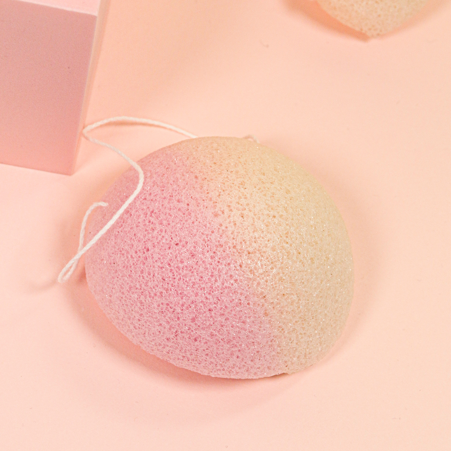 New two color layered makeup removing organic skin care face konjac flur sponge vegan