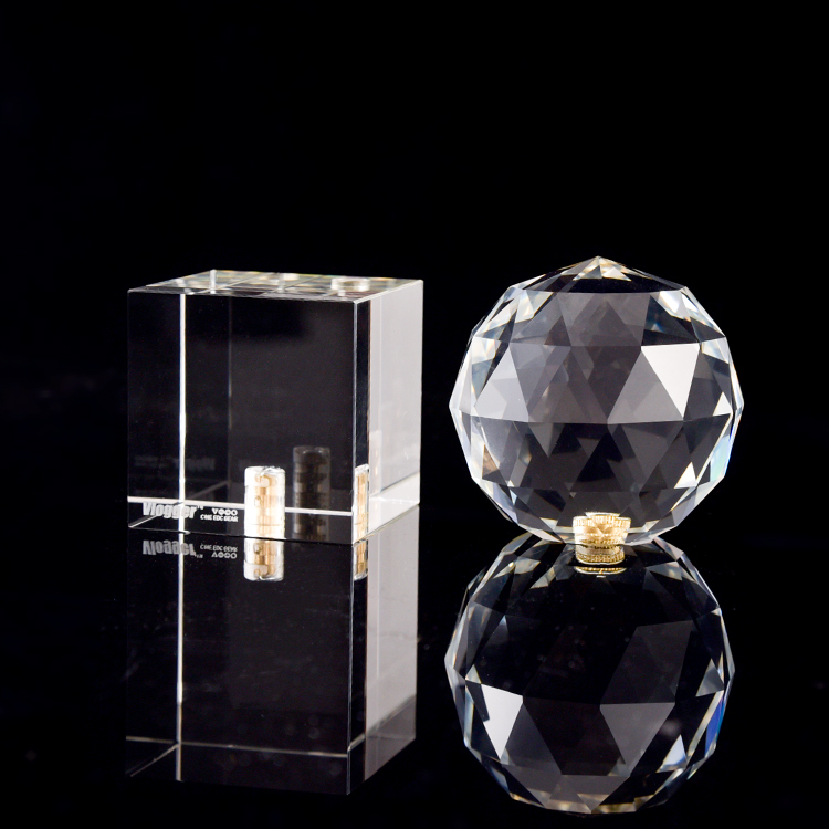 Light Weight china zhejiang Custom Low MOQ Wholesale Crystal lamp accessories