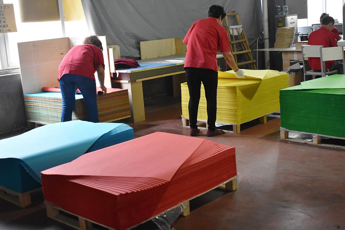Factory High Quality Customized Size Color Paper 70gsm 80gsm Single Color Paper For Hand Crafts