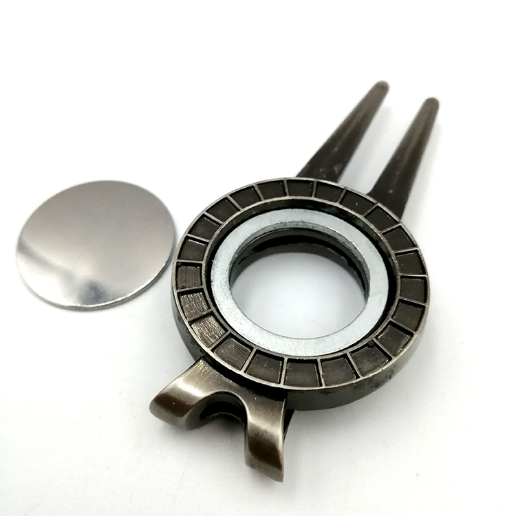 Hot Selling Custom Logo Made Golf Divot Tool with Ball Maker Other Golf Products 2024