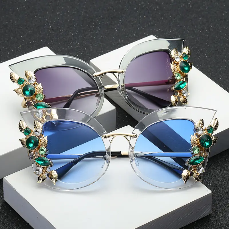 Fashion New Cateye Sunglasses Large Frame UV400 Diamond Sunglasses Women
