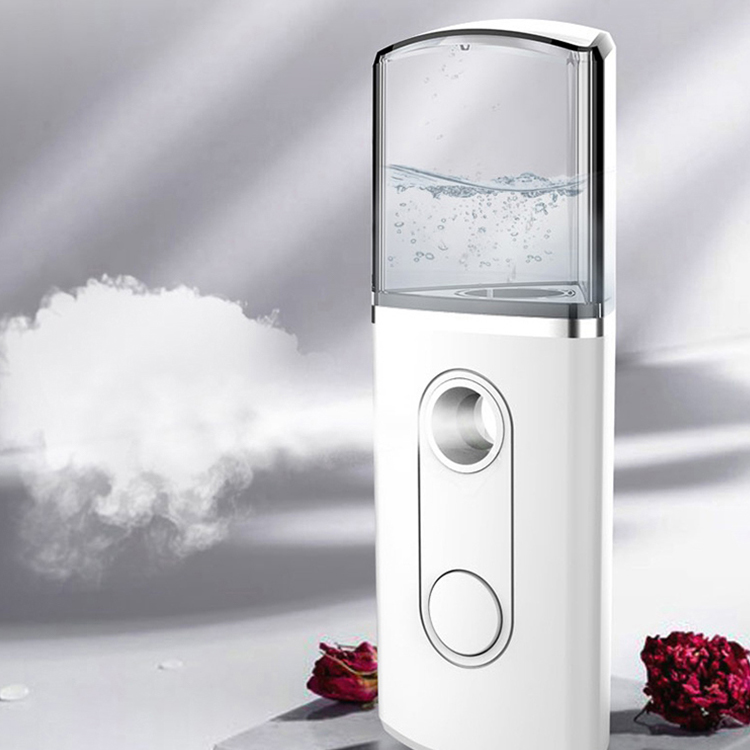 China Supplier Steaming Nano Spray Facial Skin Care Water Replenishing Instrument
