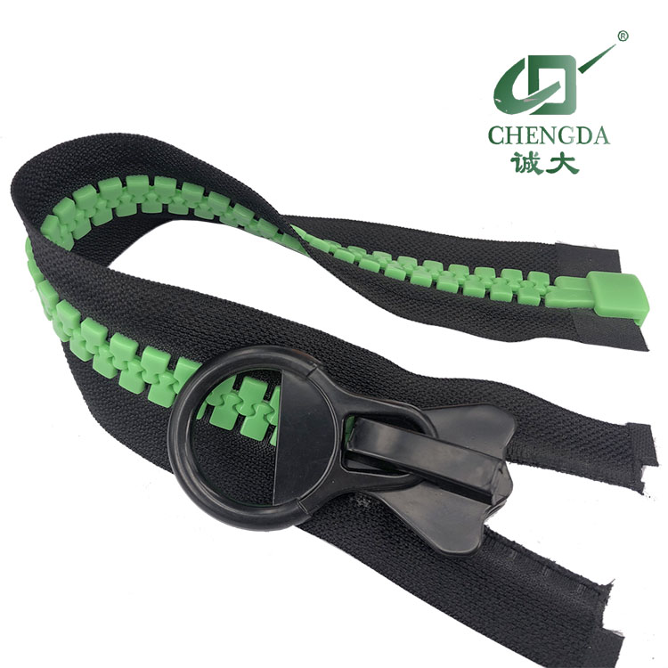 Оптовая продажа CHENGDA, большие гигантские Зубы 20 #, пластиковая молния из смолы