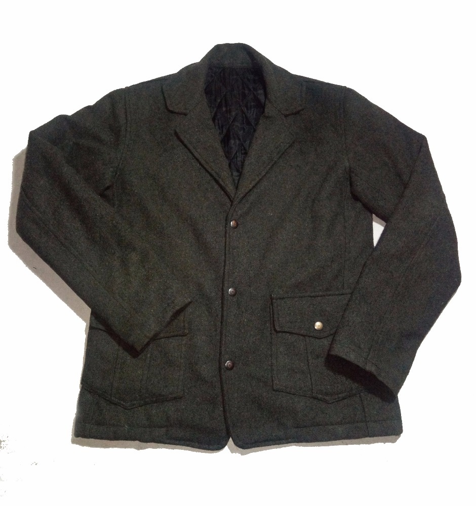 Customized Polyester Wool Coats with Pockets & Buttons Heavy Fresh Wool Coats Unisex down collar Diamond quilting Lining