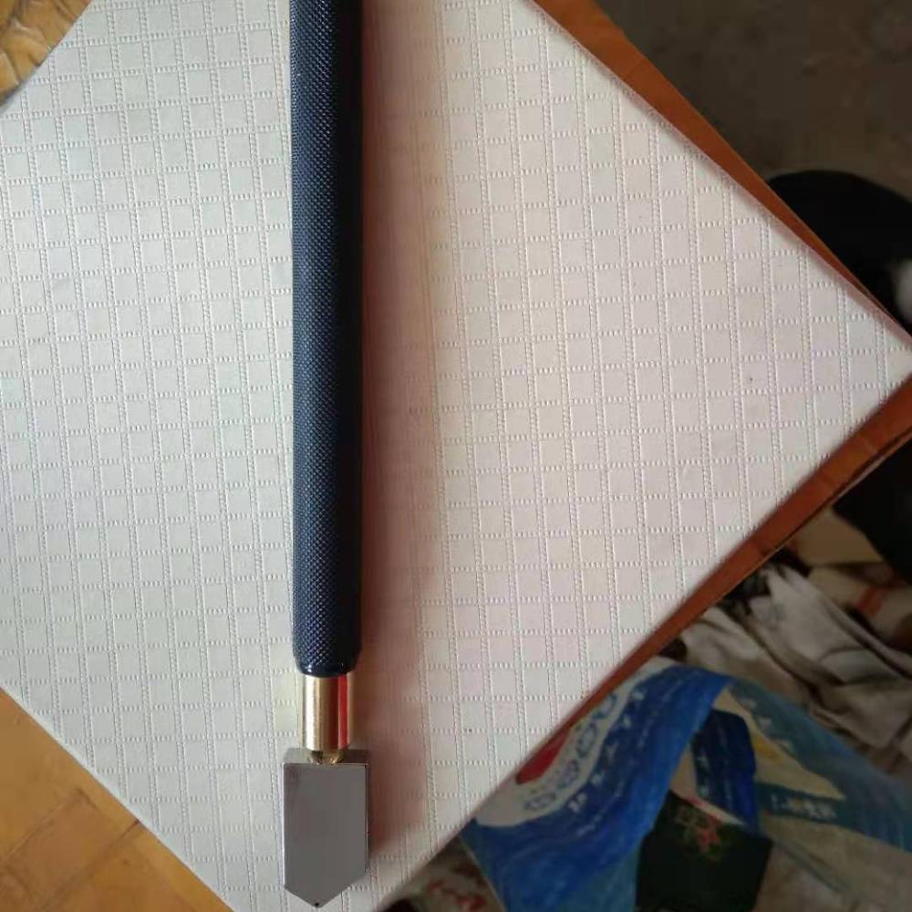 Алмазный резак для резки стекла с масляной подачей