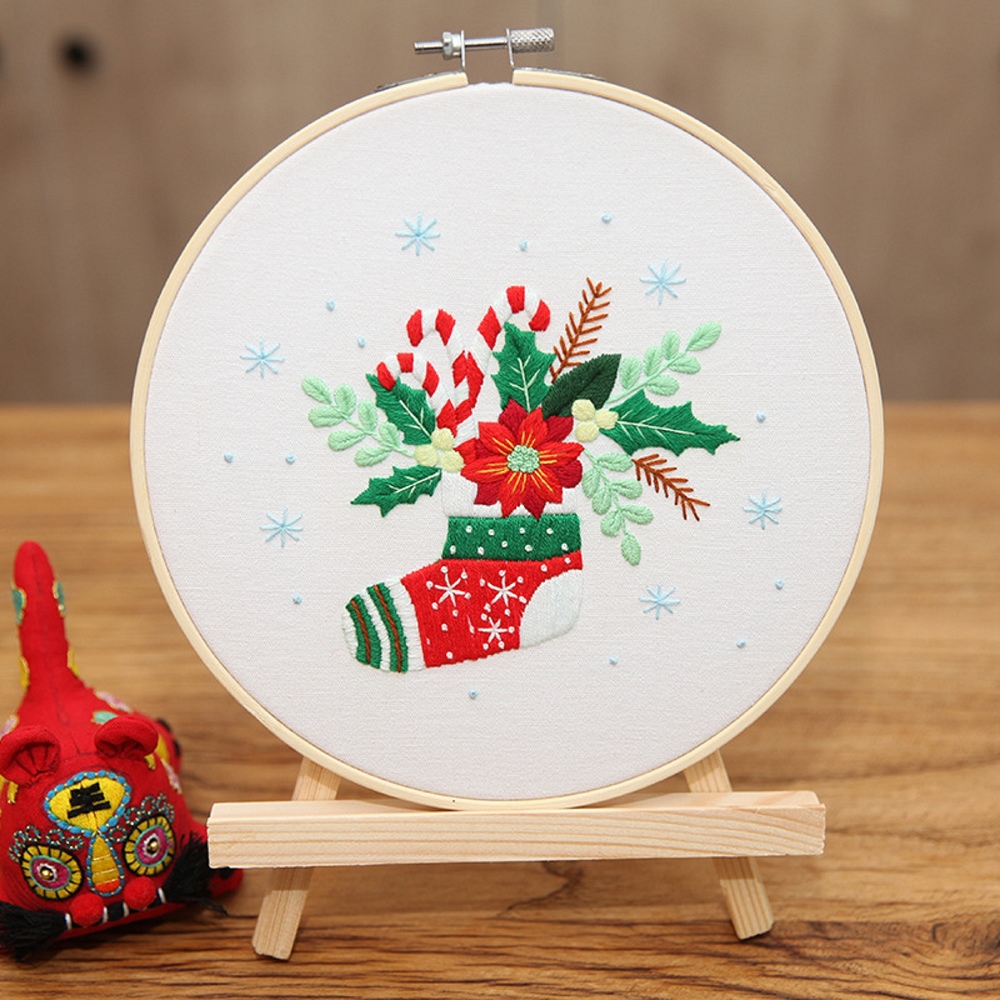 Christmas Wreath Embroidery Full Kit for Beginners, DIY Craft, Hand Made Supplies, Hoop Art