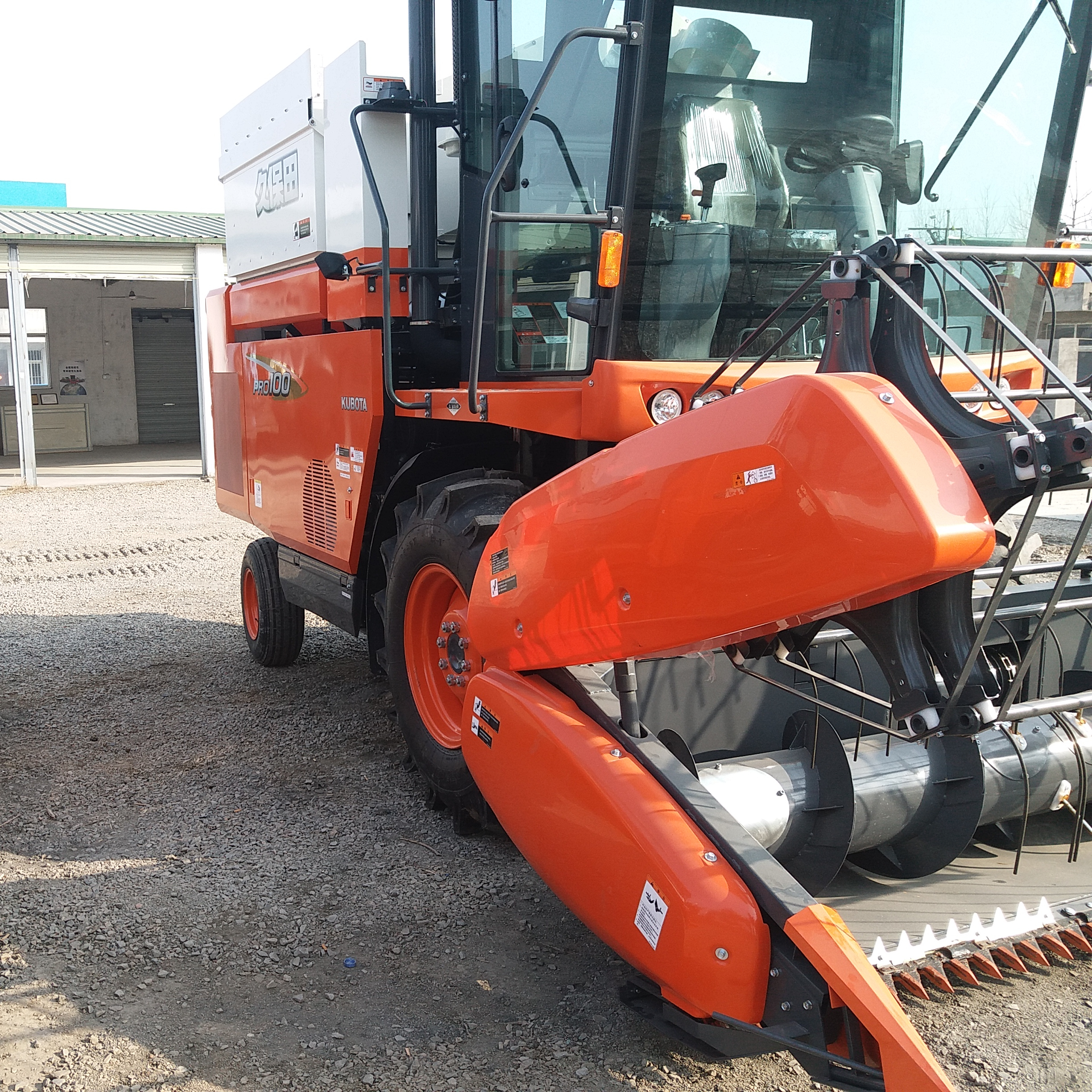 Kubota PRO100 полный кормления комбайн машина риса/пшеницы комбайн для сбора урожая