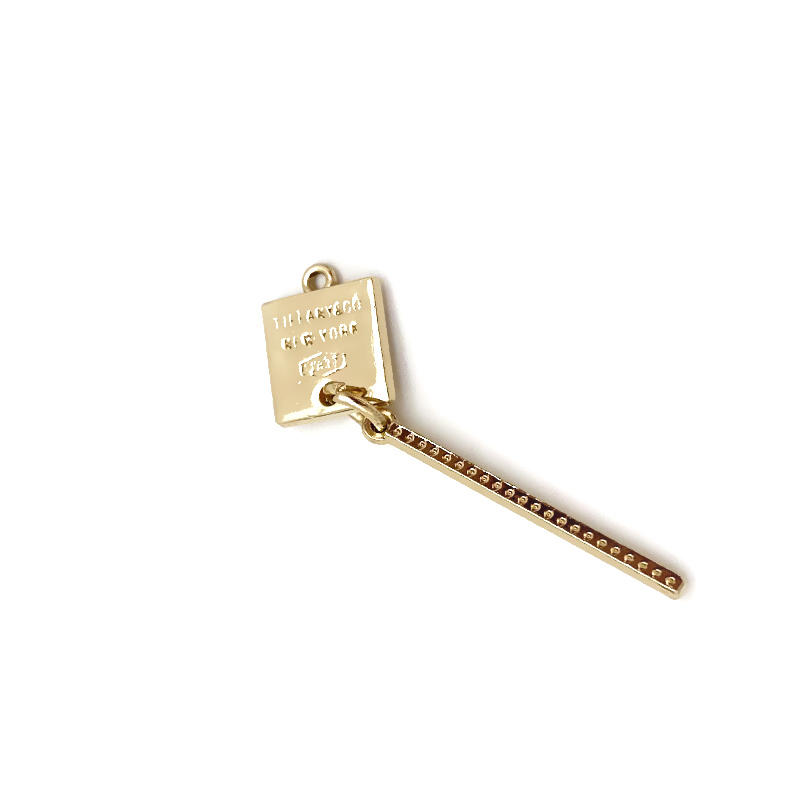 OEM gold silver designed pendant custom logo metal jewelry tags for bracelet