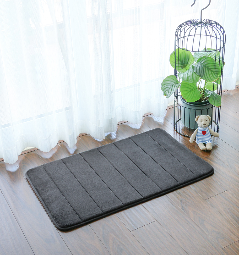 solid color coral velvet stripe embossed floor mat bathroom water absorption anti-skid floor mat sponge bath mat