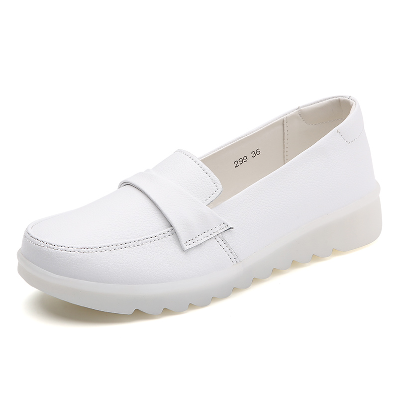 Flat White Nurse Shoes Women Walking Shoes Indoor Non-Slip Comfortable Outdoor Casual Sneakers
