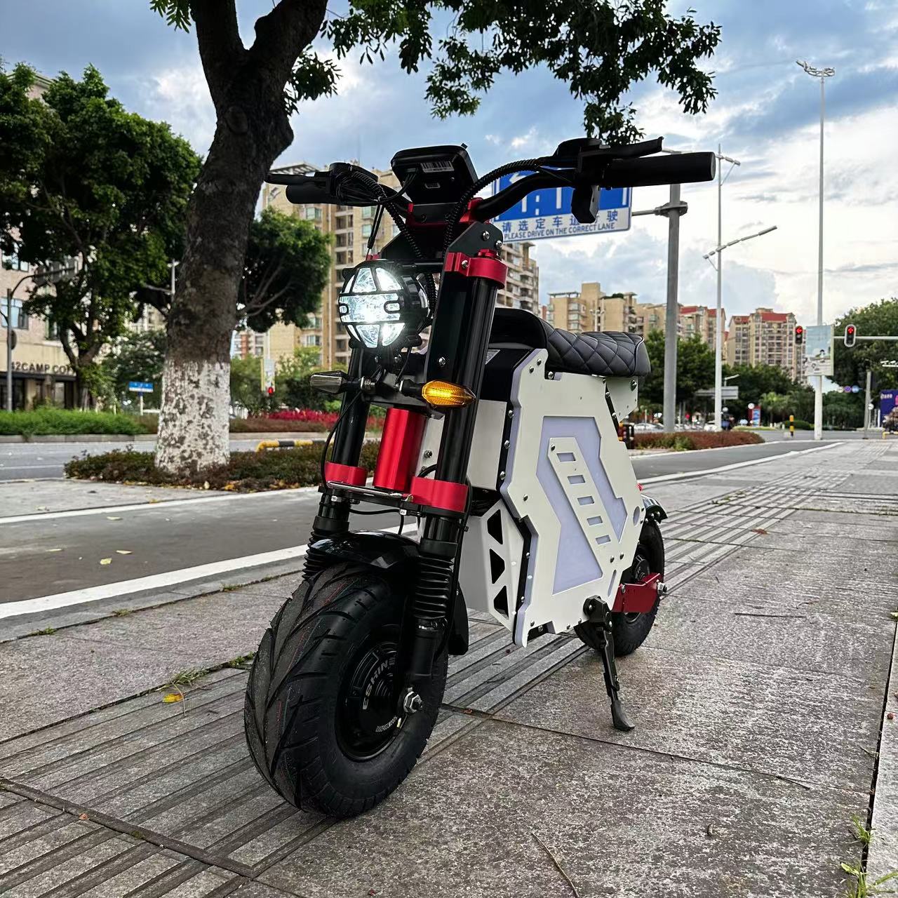 2023 новый дизайн, быстрый взрослый скутер M5 52V 60V 72V 40Ah 50Ah 8000W 10000W E скутер 13 дюймов 90-120 км/ч Электрический скутер с приложением