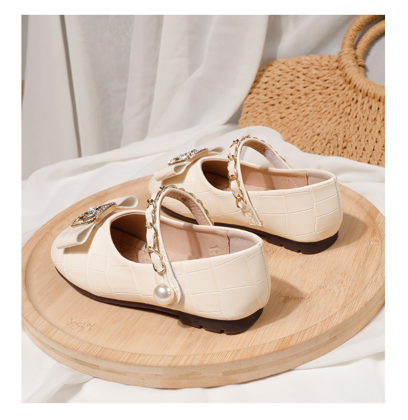 China wholesale price Summer soft leather sandals children's princess wedding