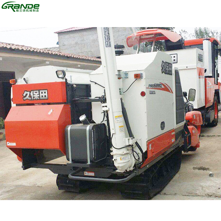Низкая цена, Японский Б/у комбайн KUBOTA PRO688Q для сбора риса, пшеницы, кукурузы