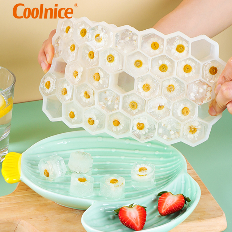 Factory Price Ice Cream Stick Popsicle Mould in Stock Food Grade Honeycomb Silicone Ice Cube Tray