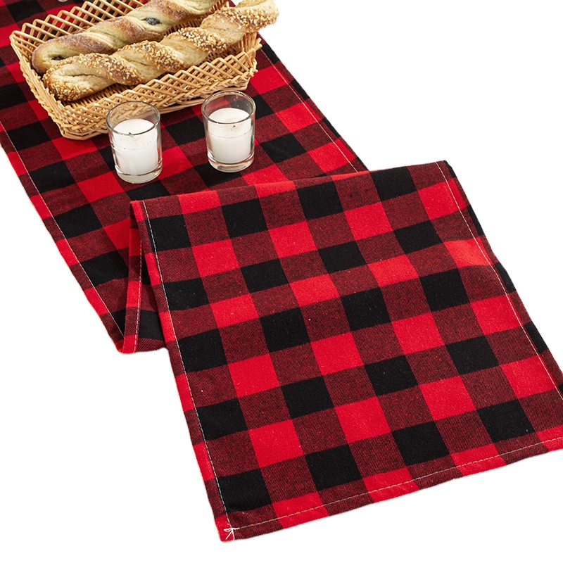 European Style Christmas Holiday Home Decoration Hand made Cotton Line Dining Table Runner Set