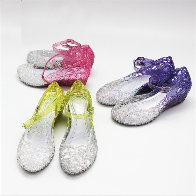 Summer girls'crystal sandals with sequins hollowed out for children to perform princess shoes