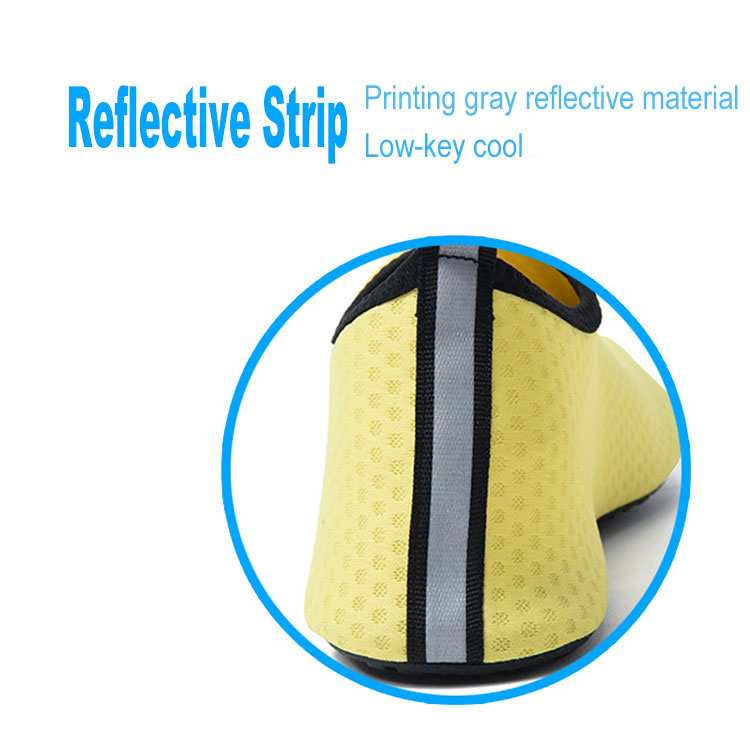 Hot Selling Amazon Summer Women Breathable Soft Socks Water Men Barefoot Aqua Shoes With High Quality