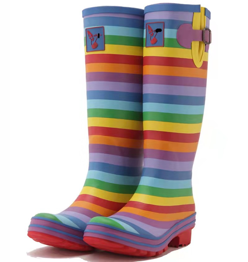 Tall rain Boots for Women and Waterproof Garden Shoes Anti-Slipping Black Rainboots for Ladies with Comfortable Insoles Stylish