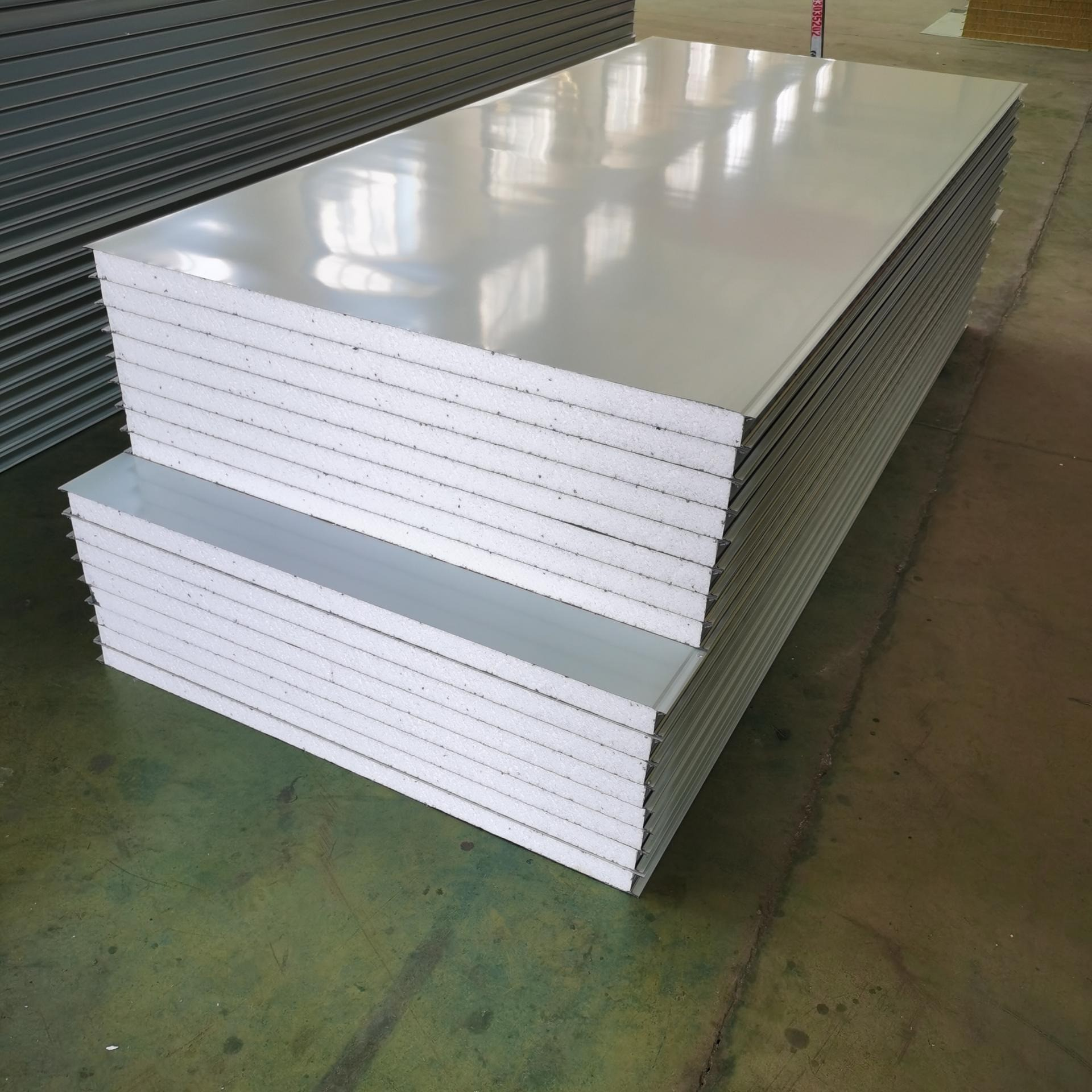 Cheap Price Thermal Insulation Fireproof Decorative Wall Panel Eps Insulated Panels Insulated Panel Steel Roofing Walling Board
