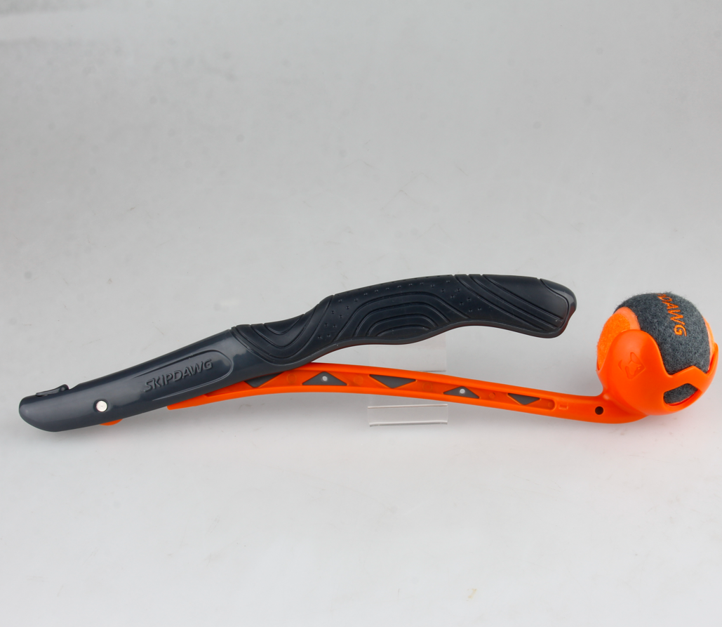 Skipdawg pet dog ball throwing launcher toys for dogs