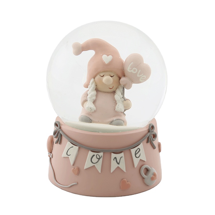 Resin 100mm Snow Globe Led Snow-ball Fairy String Light Holding The Heart
