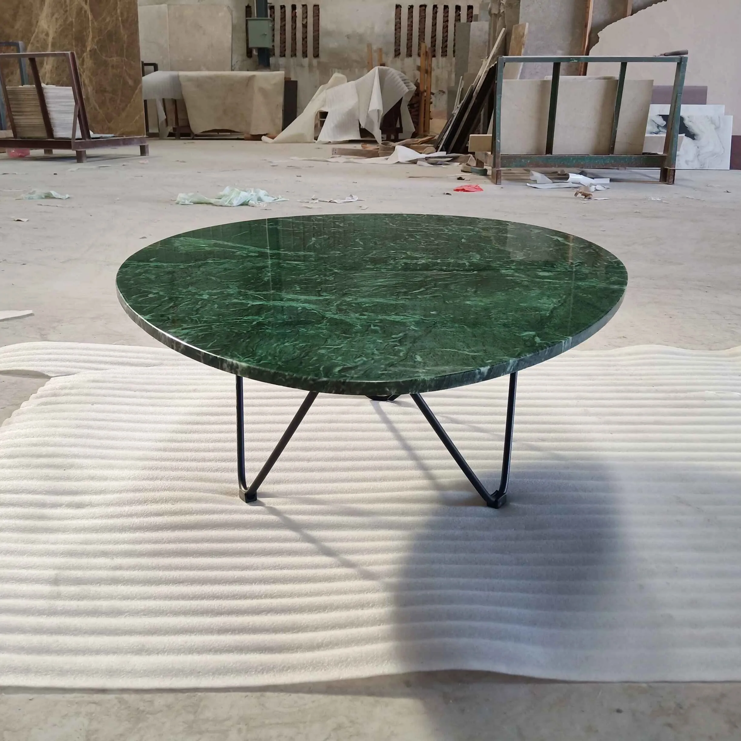 Egg shaped green marble coffee dinning side table iron leg wholesale price