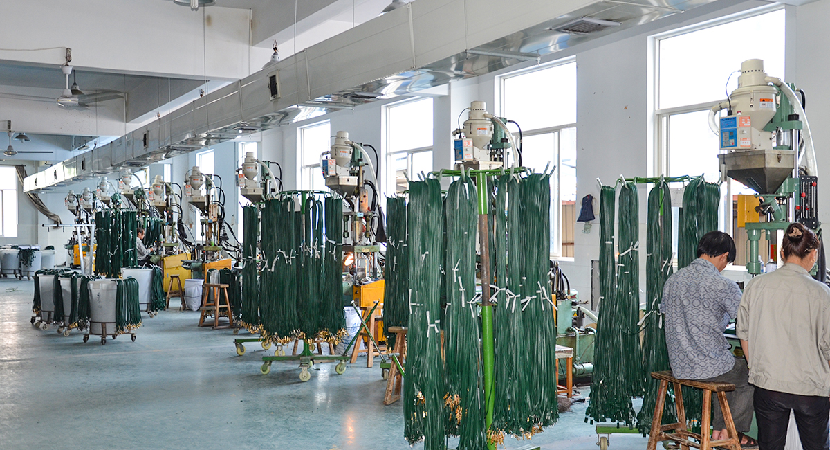 China leader manufacturer 6ft European 3 Prong Notebook Power Cord (CEE 7/7 to IEC320 C5) euro schuko plug schuko plug to iec c5