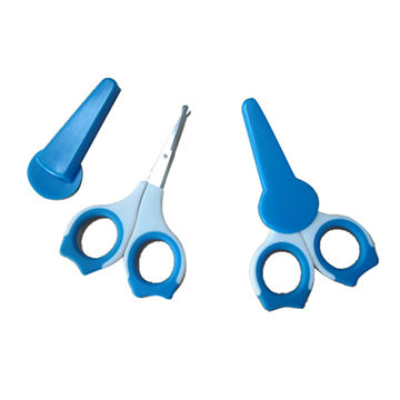 Plastic Handle Baby Nail Scissors Round Tip with blister card pack