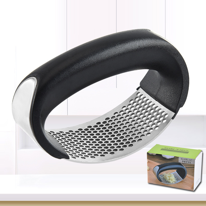 Stainless Steel Garlic Press Household Manual Ring Meshed Garlic Device Kitchen Ginger Juice Mashed Garlic Triturator Kitchen