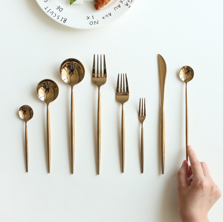 Classic 304 Stainless Steel Cutlery Gold Style Luxury Knife Fork Spoon Wedding Dining Sets Cutlery Dinnerware Sets