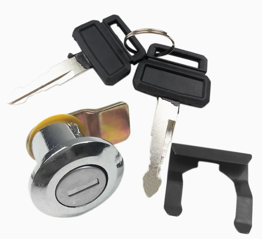 Excavator Side Door Lock Cylinder Toolbox Lock Cylinder Excavator Accessories for Daewoo 60 150 215 225 300 380 Doosan