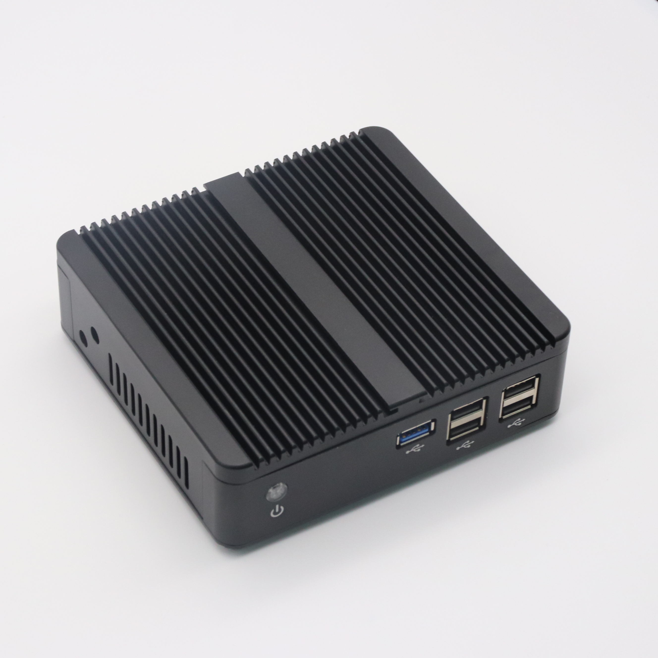Computador Portatil Cores I7 7500U 7567U/J1900 Ddr3L Win10 Linux 5*USB Hd Vga Home Server Office Desktop Computer Htpc Mini Pc