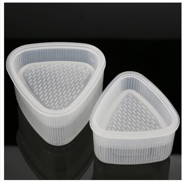 Wholesale DIY kitchen bento press sushi tool nori rice ball mold triangle onigiri maker mold set
