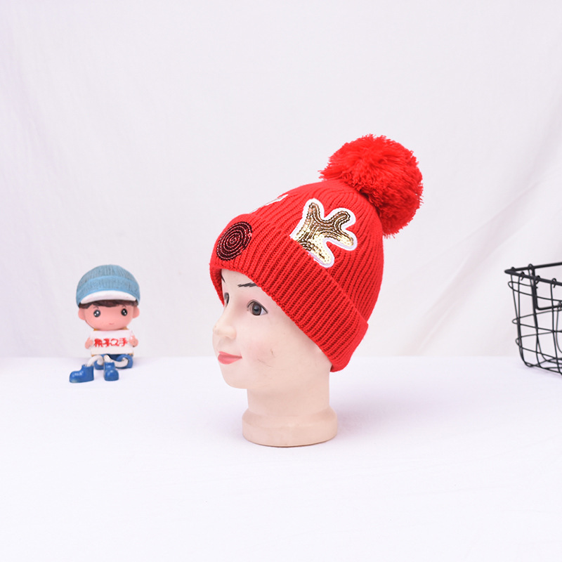Children's foreign trade knit hat for baby winter cartoon sequined hooded Amazon supply baby wool ball knitted baby hats