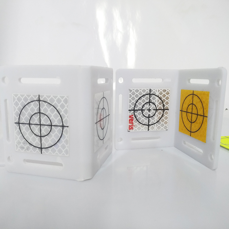 Светоотражающая ретро-мишень leica total station prism 3*3 см
