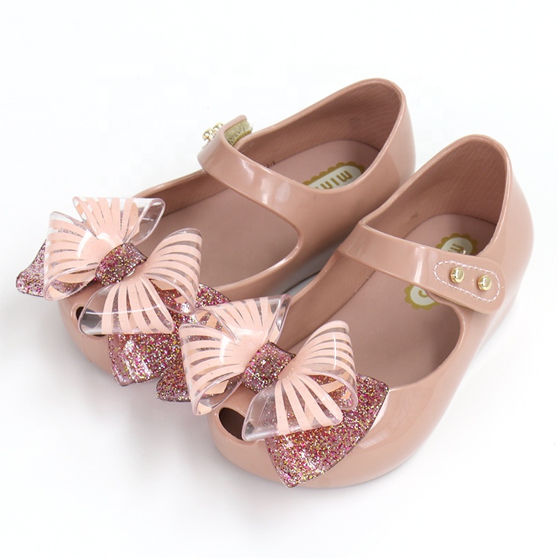 2021 Fashionable Beautiful Classic Girls Dress Shoes Shinning Pvc Soft Sole Kids Wedding Shoes
