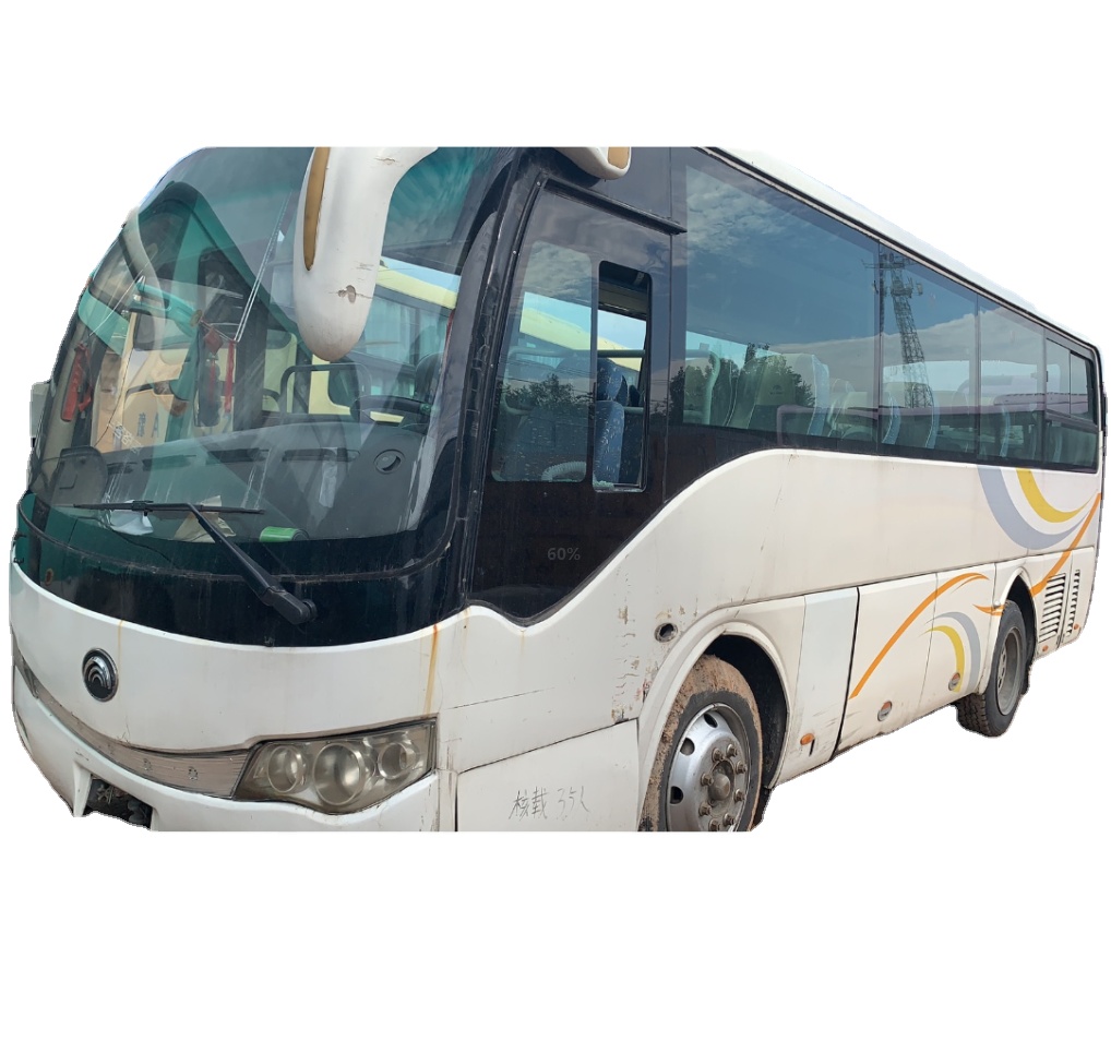 Mid-length coach bus 30 seats with front engine