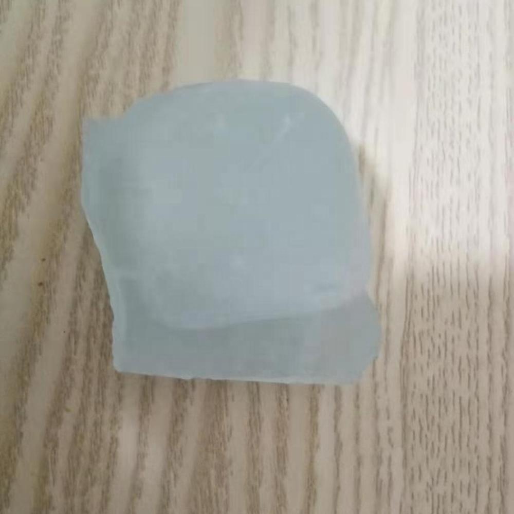 Potassium silicate glass lumps