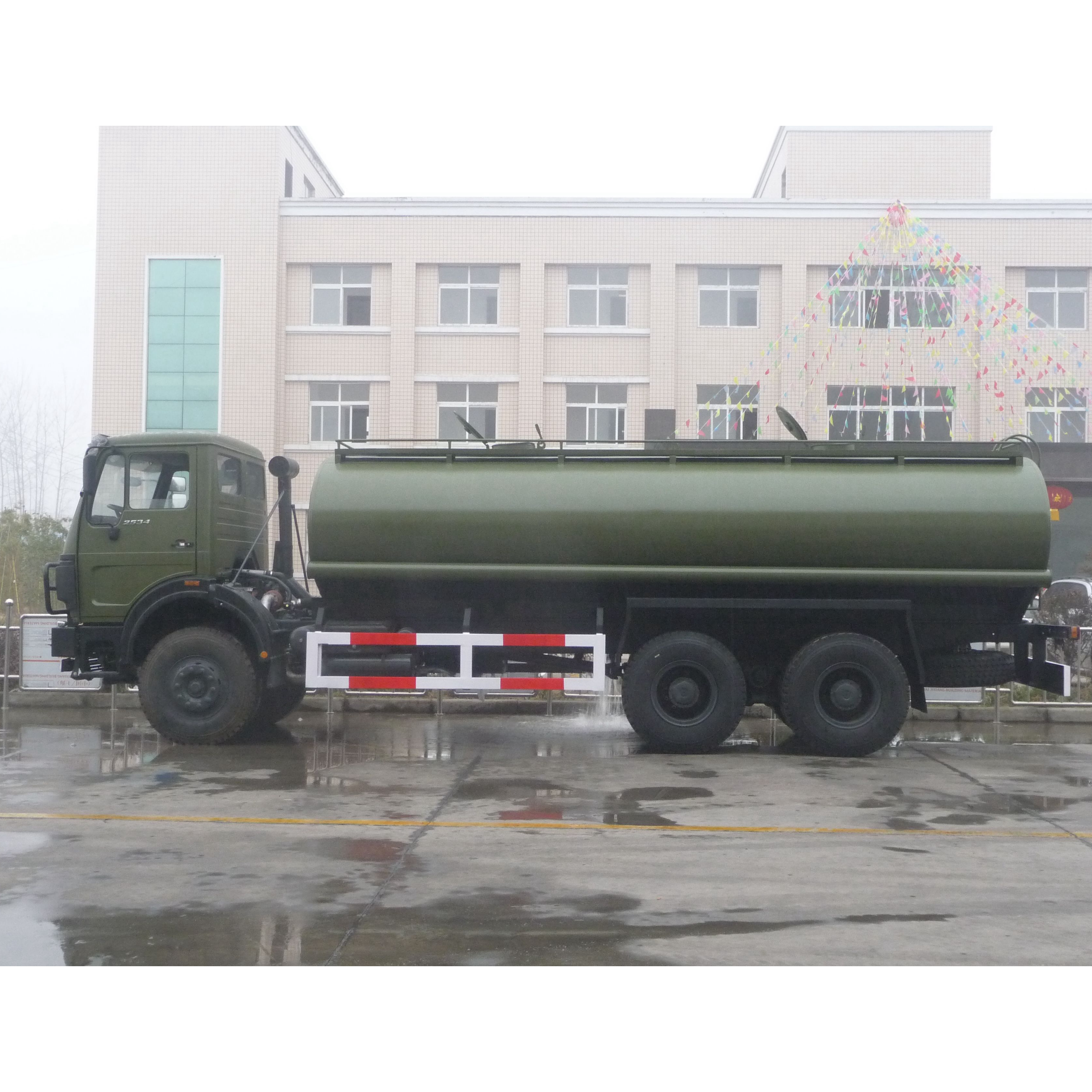 BEIBEN 6x6 AWD Green 15000Liters Water Cart Watering Cart Water Tank Truck