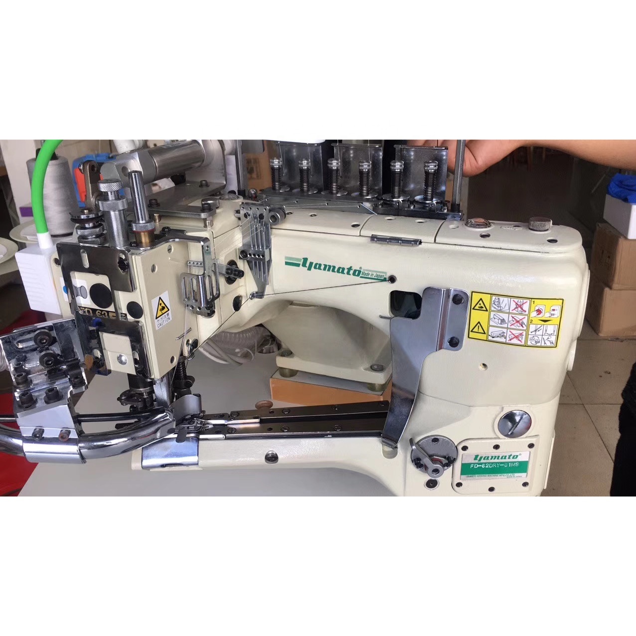 Yamato FD-6200 четыре иглы шесть нитей подача-off-the-Arm Magic Dry Flatseamer
