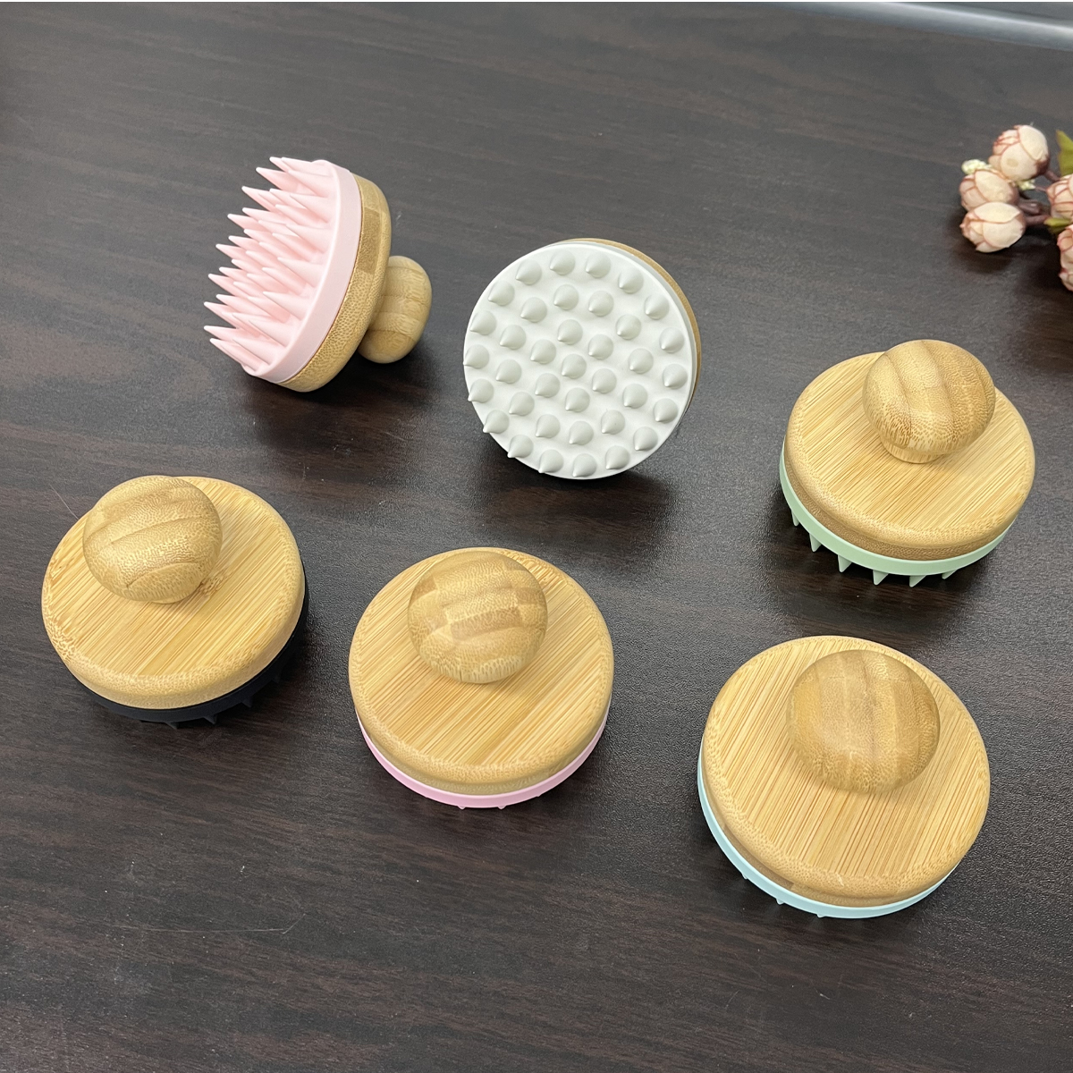 Factory Custom Bamboo Handle Silicone Bath Hairbrush Comfort Wet And Dry Wooden Shampoo Hair Brush Comb For Scalp Massage