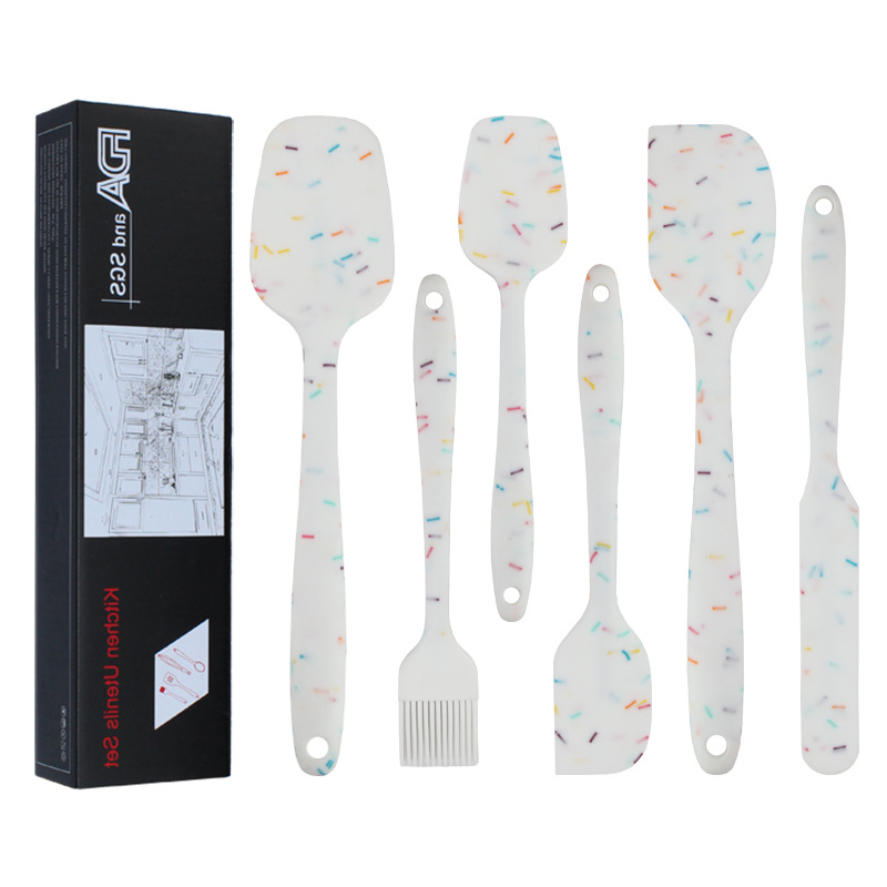 2021 Best Selling Kitchen Baking Utensils Cream Scraper Silicone Baking Tool Heat-resistant Spatula Brush Cake Spatula 6pcs Set