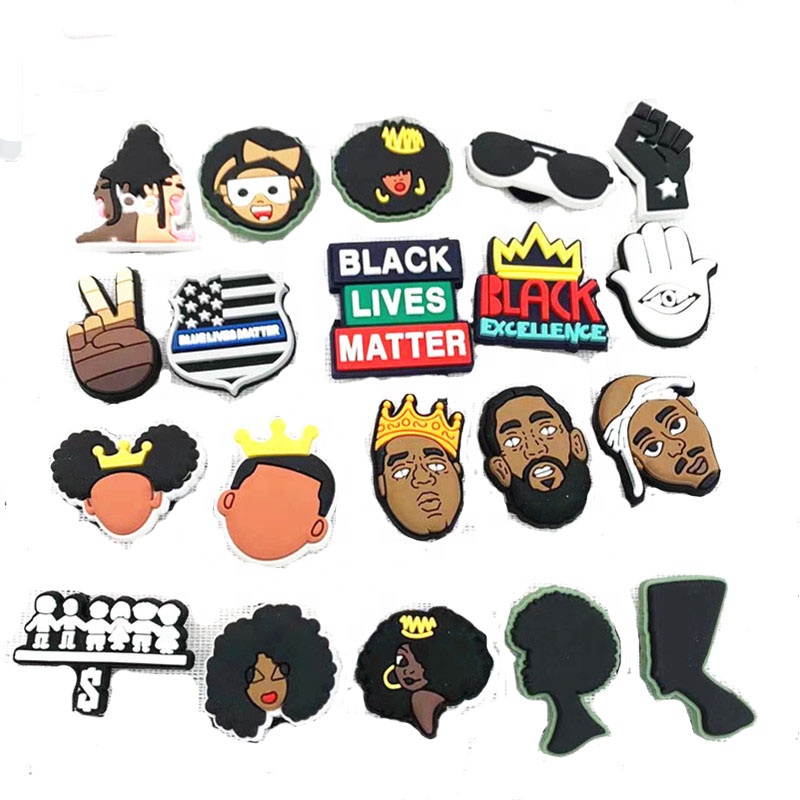 Amazon hot selling Wholesale OEM New Design Cartoons Shoe Charms PVC shoe decorations Hole shoe buckle