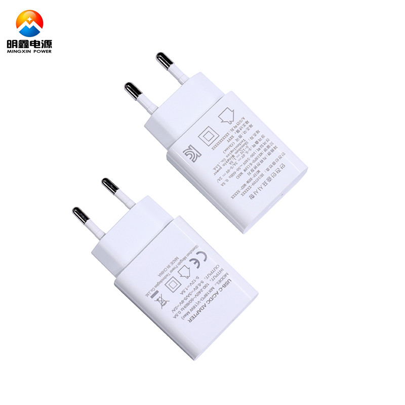 Бесплатный образец eu plug pd QC 3,0 зарядное устройство Аксессуары для мобильных телефонов 5V3A 9V 12V USB C 18W 20W адаптер питания для мобильных телефонов