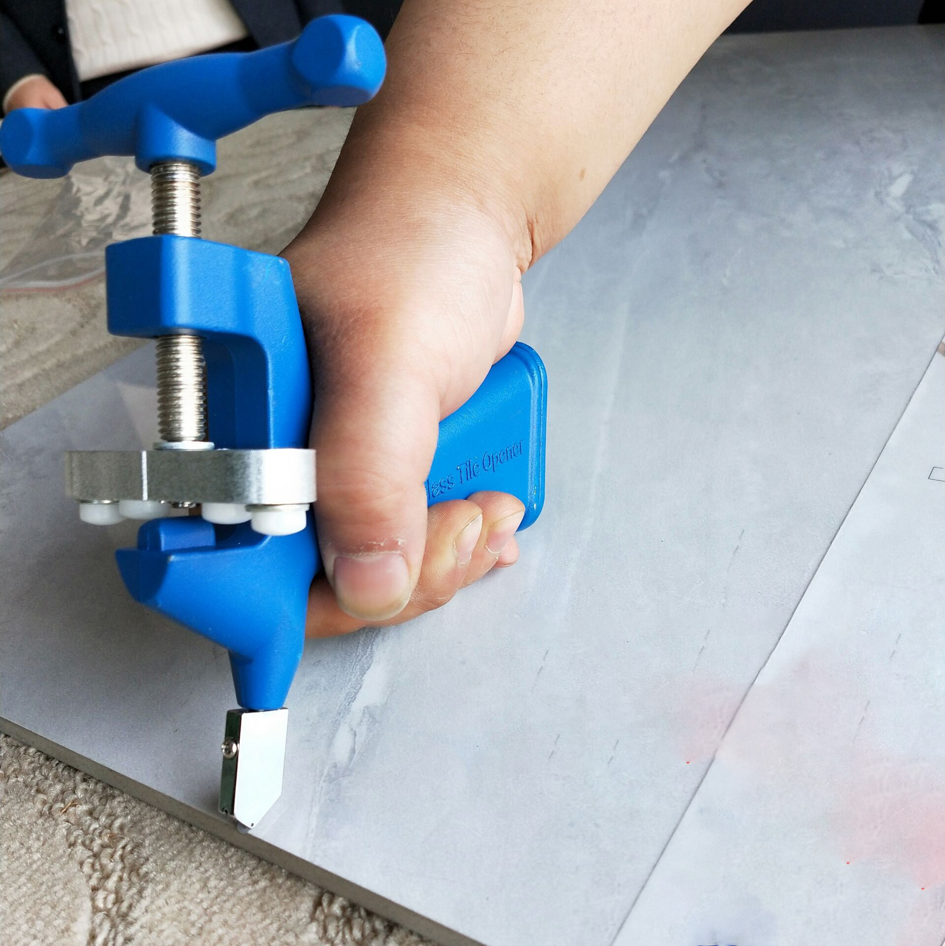 Hand-held ceramic tile cutter portable glass cutter diamond thick glass cutting tile opener