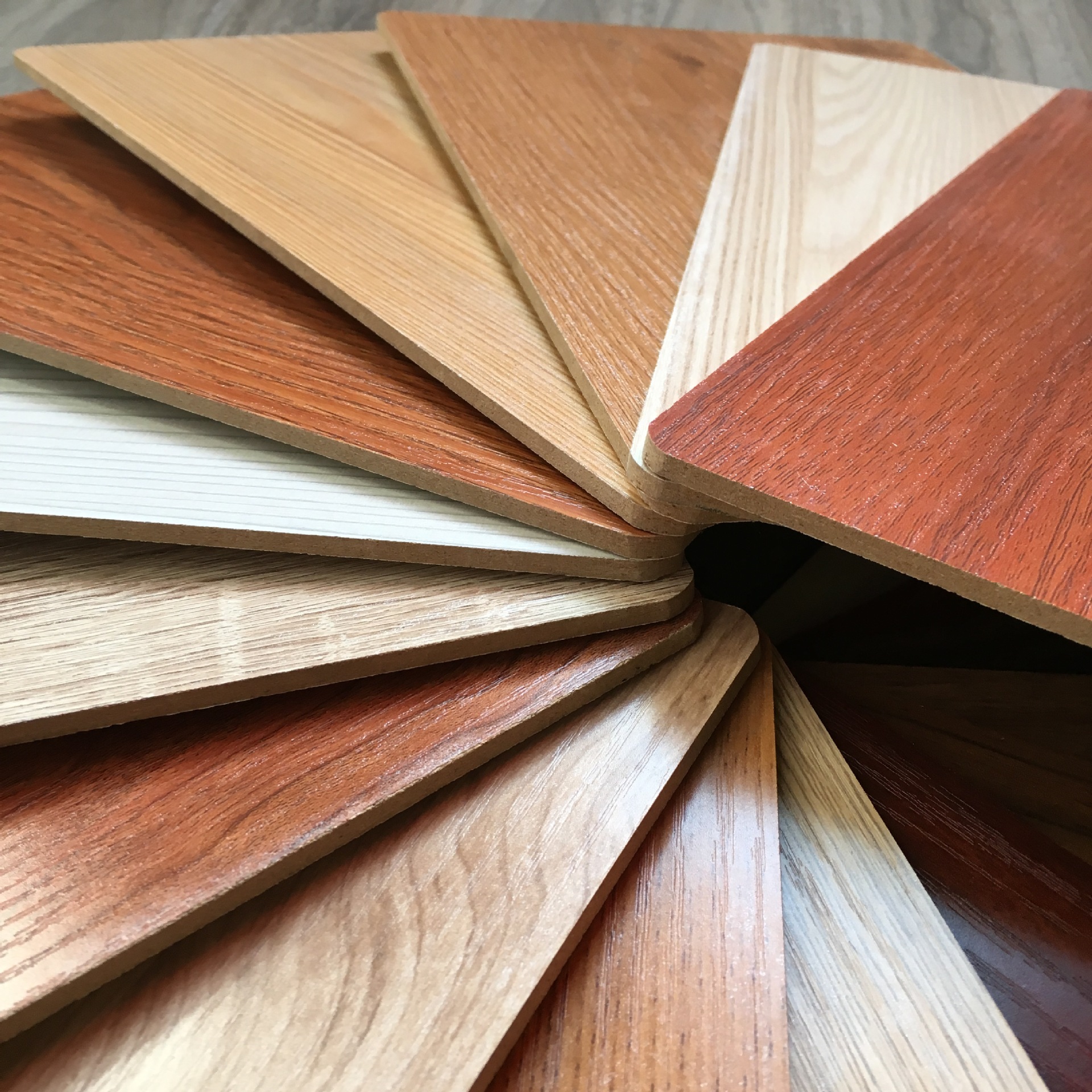 E1 клей меламиновая бумага с покрытием MDF доска древесина белая меламиновая ламинированная MDF 6 мм