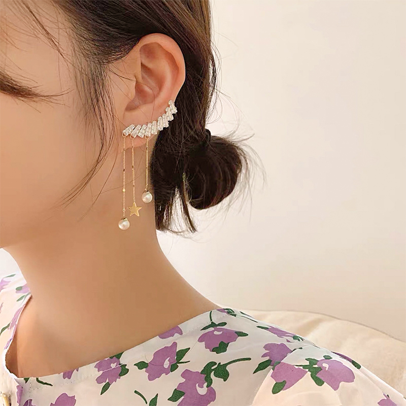 ED63201 Korean fashion funky gold plated zircon women jewelry asymmetric tassel stud earring