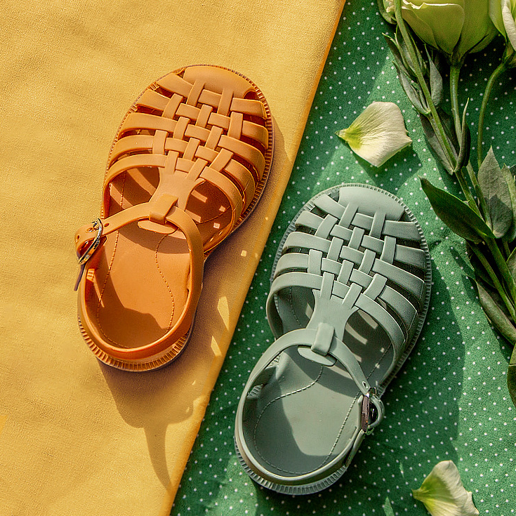 2021 Newest Children Shoes Crystal Candy Color Baby Girls Boys Soft TPU Non-Slip Summer Beach Kids Jelly Sandals