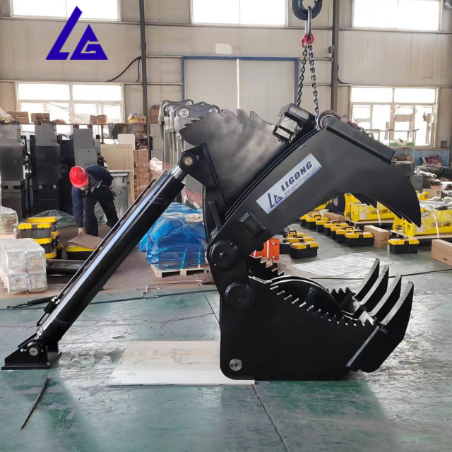 PC200 Industrial Stump Removal Machine For Easy Tree Root Harvesting